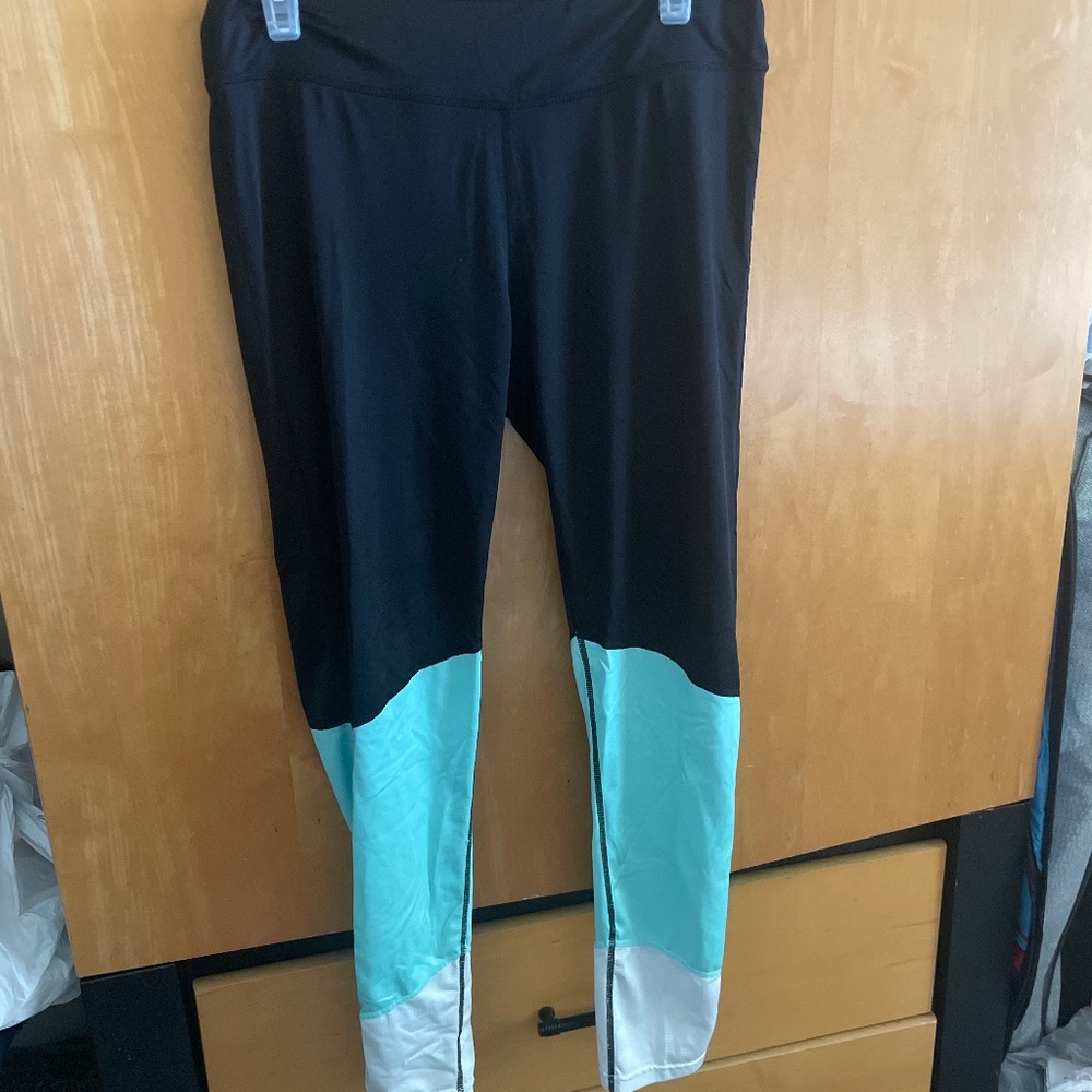 Zone Pro Women’s leggings size L
